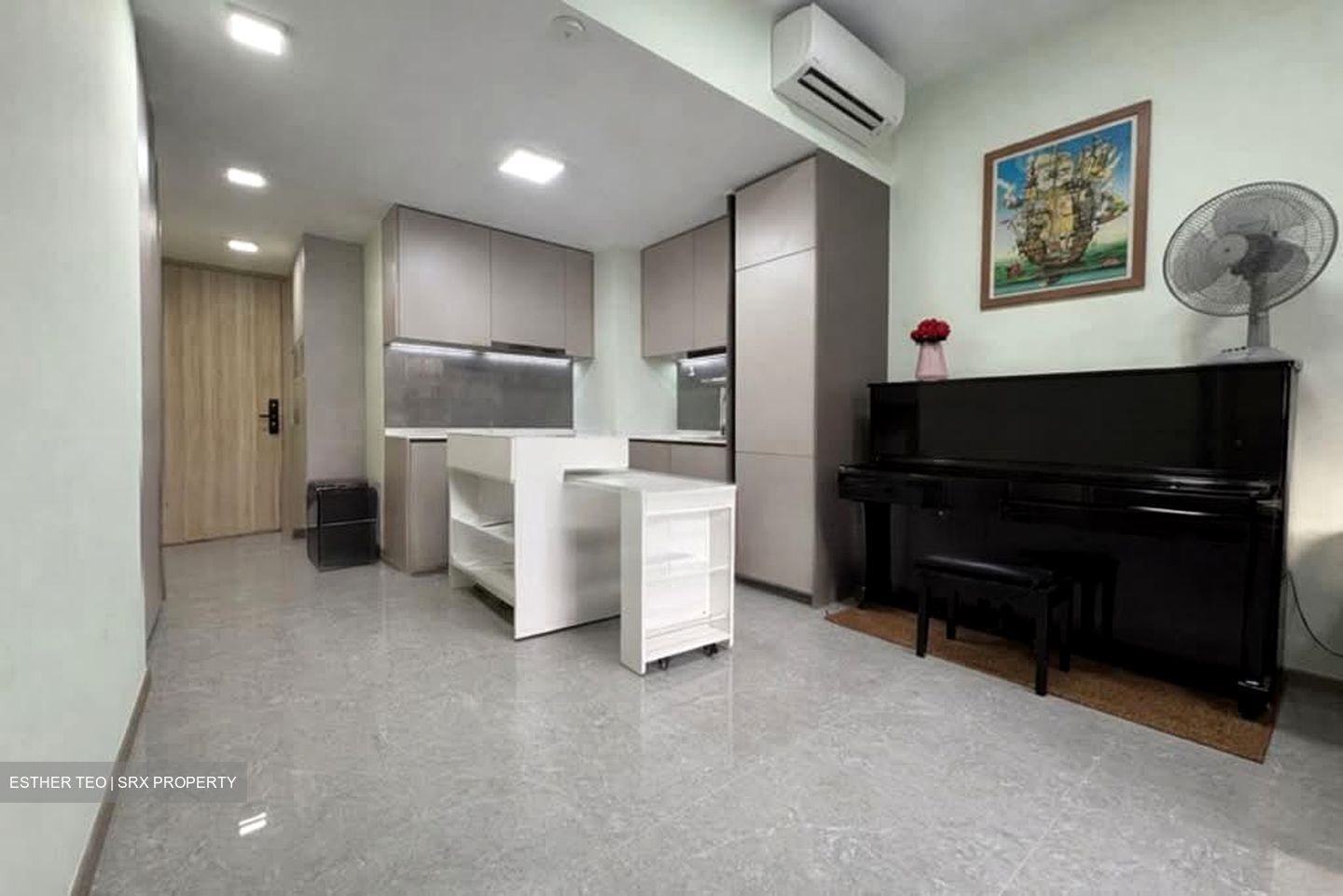 Sengkang Grand Residences (D19), Apartment #573882531
